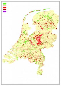 Het aantal knelpunten dat de natuurkwaliteit in natuurgebieden negatief beïnvloed voor stikstofdepositie, bodemzuurgraad, grondwaterstand en ruimtelijke samenhang voor 80 soorten (figuur: Ruut Wegman)